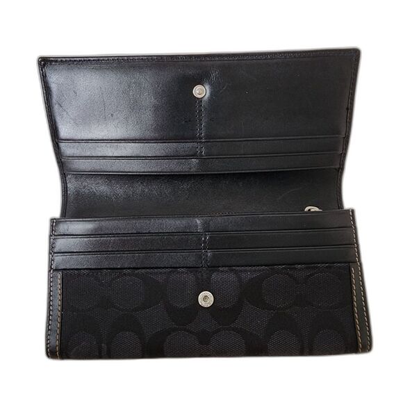 Coach Clutch Wallet - Picture 3 of 6